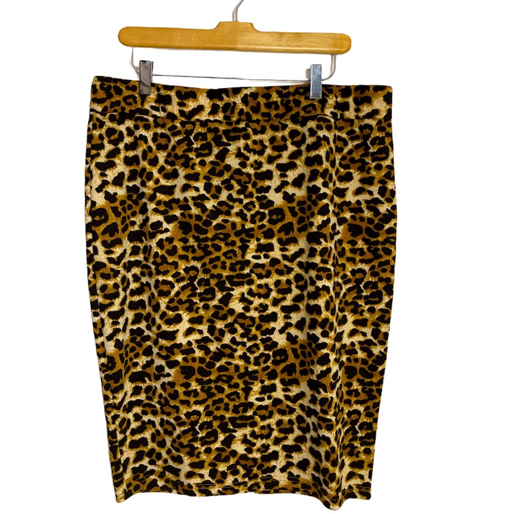 Leopard print stretch pencil skirt 16W business casual